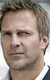Фильмы и сериалы с Майк Допуд