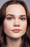 Фильмы и сериалы с Уна Лоуренс