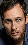Фильмы и сериалы с Эдриан Макморран